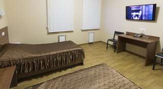 Мотели ООО Кросс Мотель  Дзержинск Стандартный двухместный номер с 2 отдельными кроватями-5
